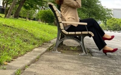 足を組むと骨盤が歪む？習慣を見直すチェックポイント